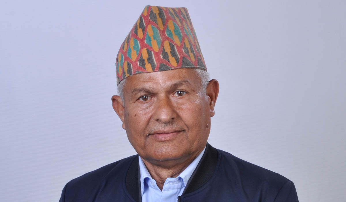 पूर्वसचिव बाबुराम आचार्य पोखराको मेयर बन्ने दौडमा